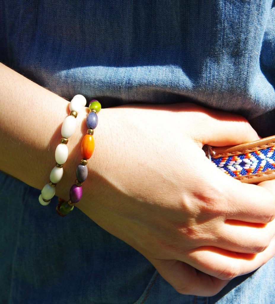 bracelet multicolore en ivoire végétal (tagua, corozo) SOLTITA