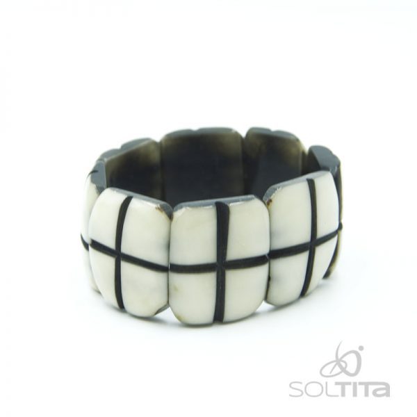 bracelet blanc et noir en ivoire végétal (tagua, corozo) SOLTITA