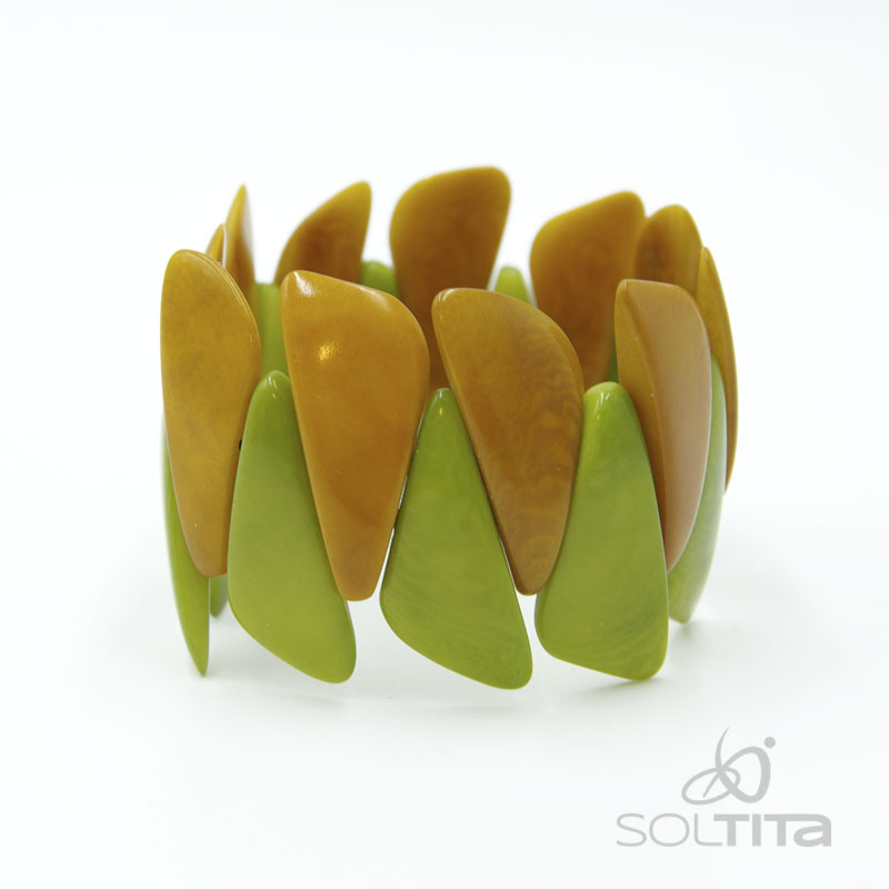 bracelet vert et jaune en ivoire végétal (tagua, corozo) SOLTITA